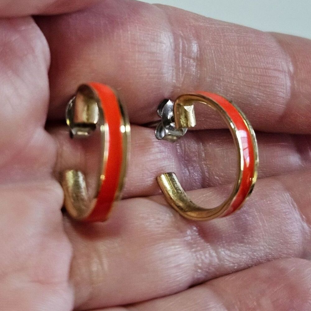 **Last Chance!! Final Sale** Gold Tone Red Enamel Hoop Earrings